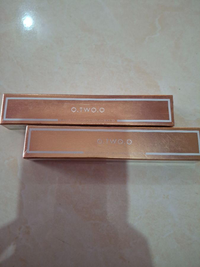O.TWO.O EYELINER STAMP