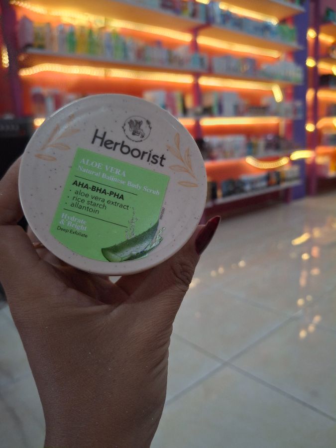 HERBORIST DEEP EXFOLIATE BODY SCRUB (ALOEVERA)