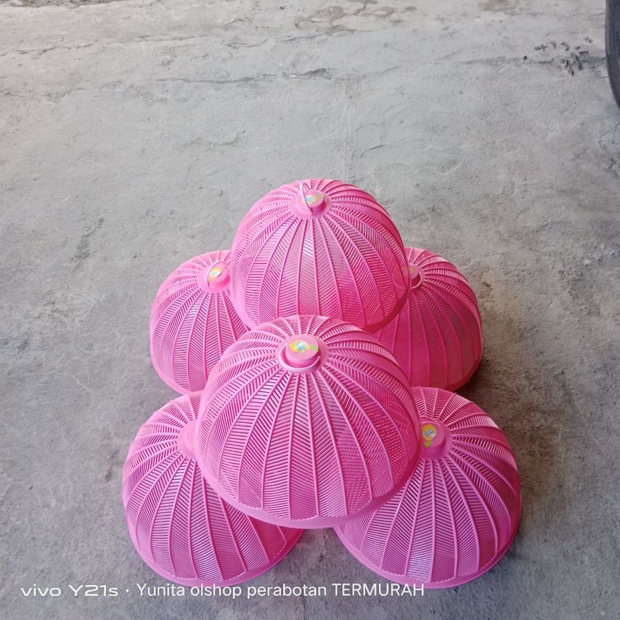 Tutup saji golden