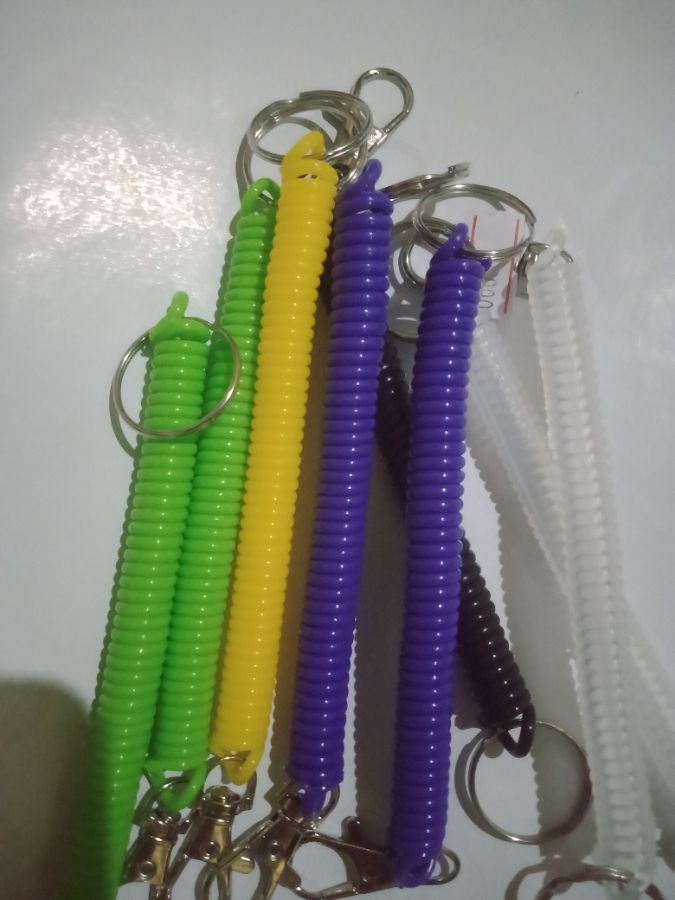 Gantungan kunci cantolan