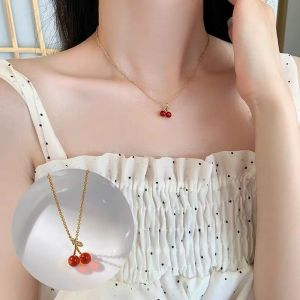 Kalung chery A