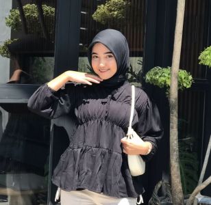 Blouse kerut