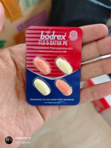 Bodrex Flu & Batuk PE