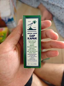 Minyak Angin Cap Kapak 10 Ml