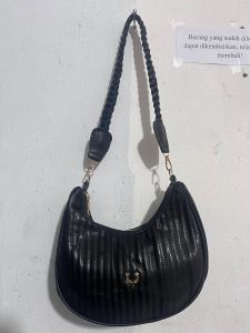 Tas naomi