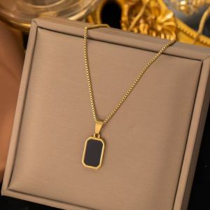 Kalung woman