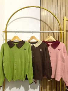Cardigan rajut