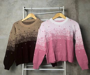 Sweter gradasi