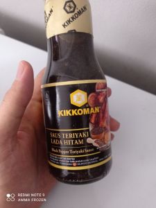 KIKKOMAN Saus Teriyaki Lada Hitam 300g