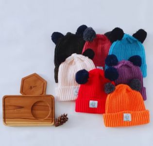 Topi Rajut Pompom
