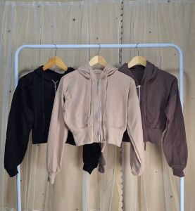 Hodie crop
