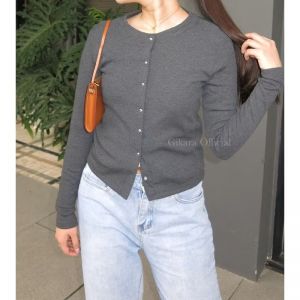 Cardigan knit kancing