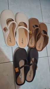Sendal sepatu