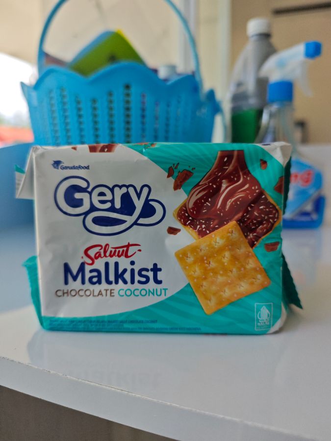 Gery Salut Malkist Coklat Kelapa 105 g