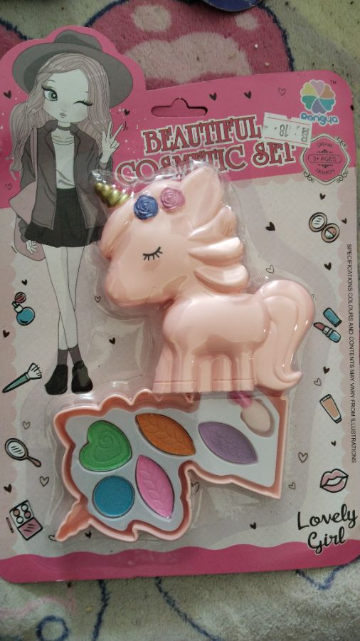Beautiful cosmetic set
