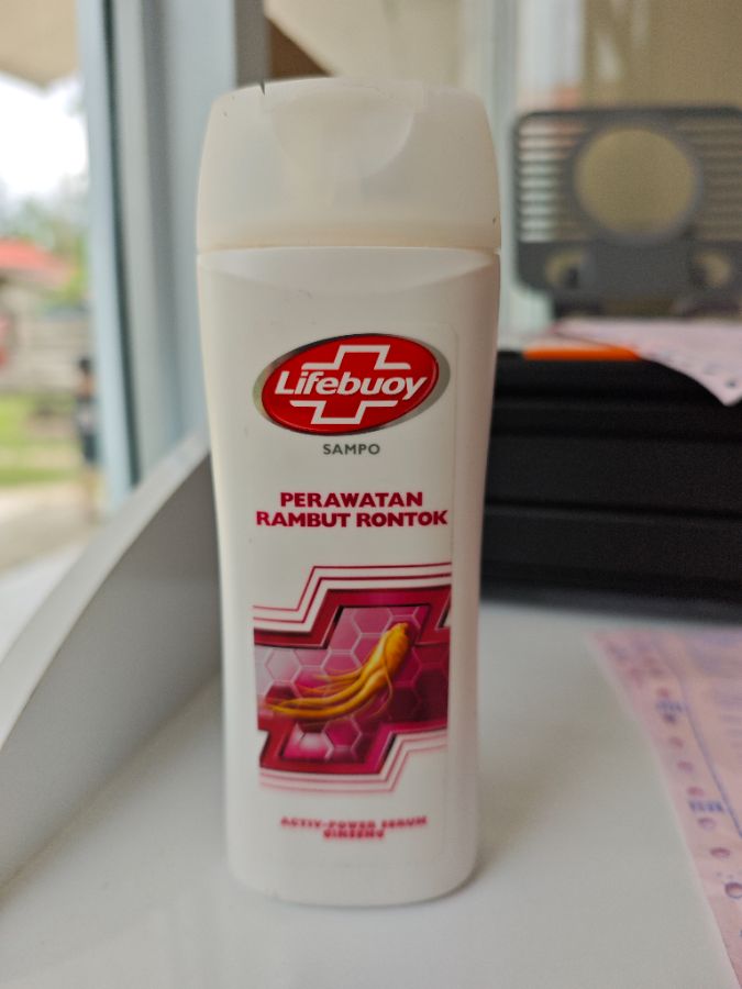 Lifebuoy Perawatan Rambut Rontok 160 Ml 