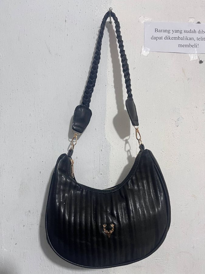 Tas naomi