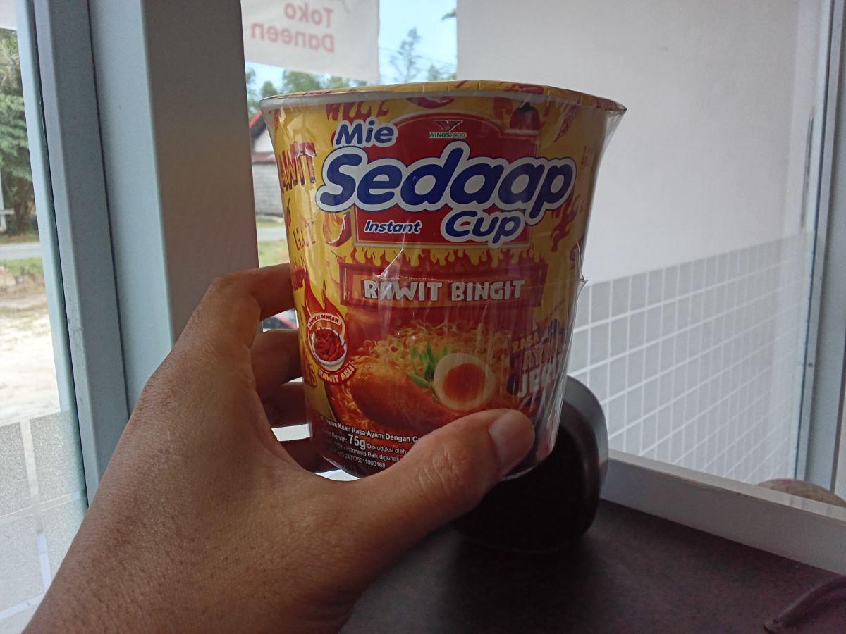 Sedaap Cup Ayam Jerit
