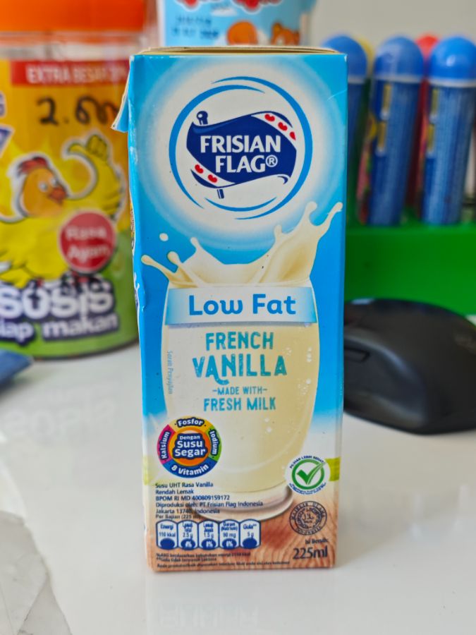 Frisian Flag Low Fat Vanilla 225 Ml