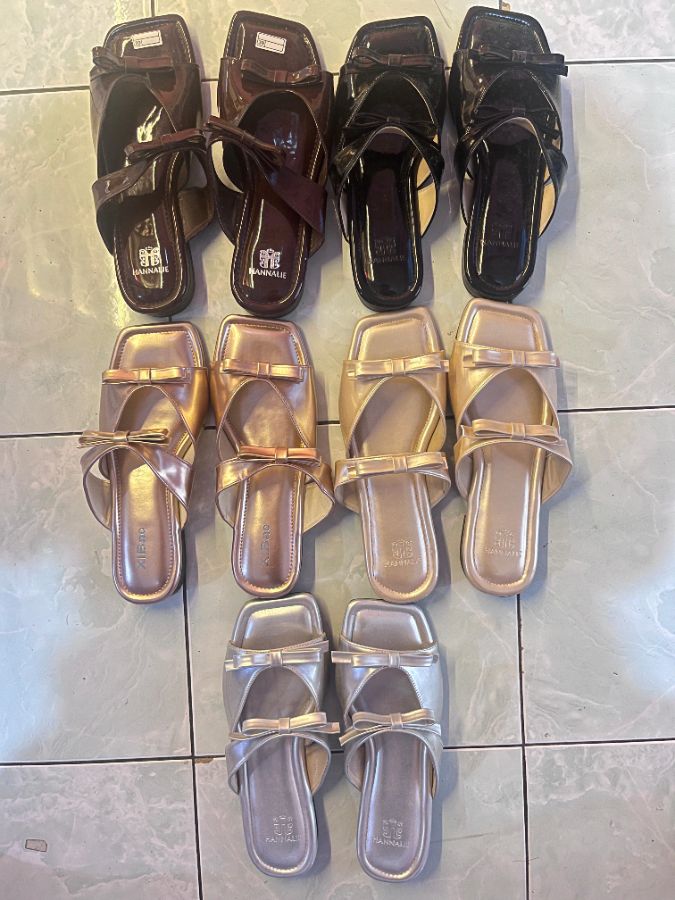 Sendal flat pita