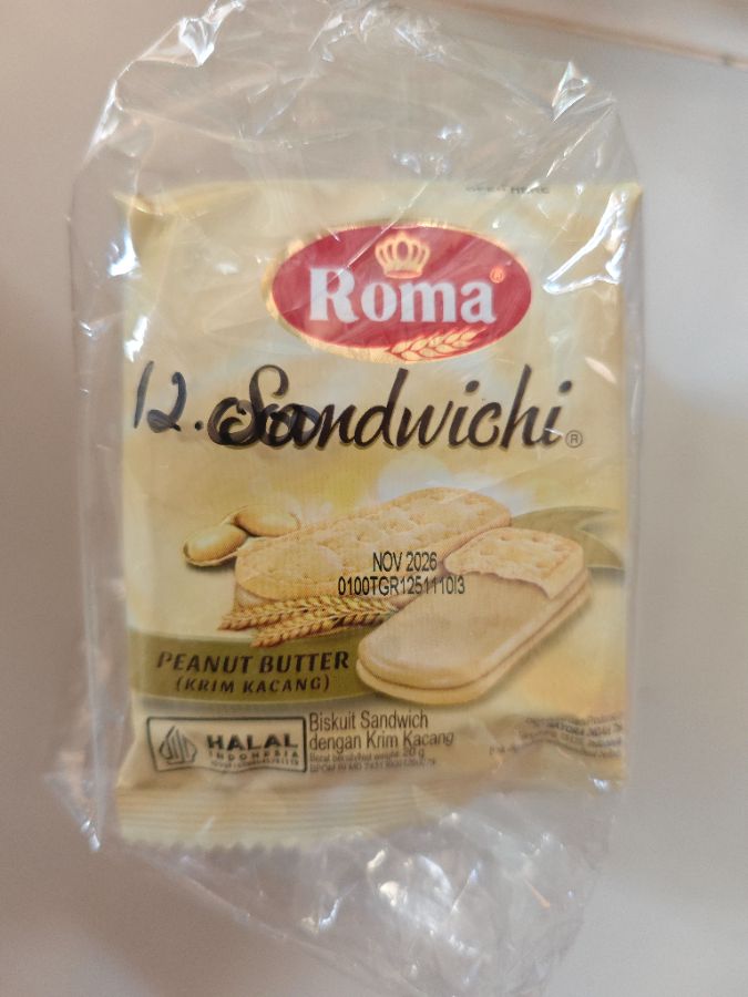 Roma Sandwich Kacang 20g 1 Renteng 