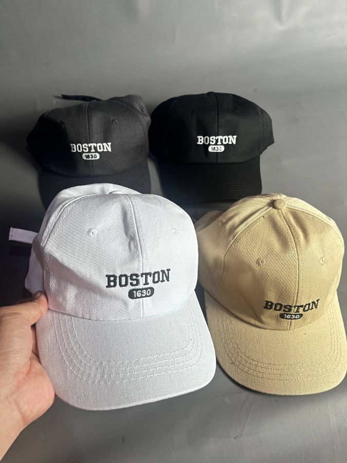 Topi boston