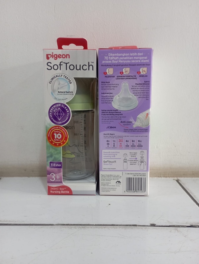 0767 Pigeon Botol SofTouch T-Ester 240ml Wide (3+)