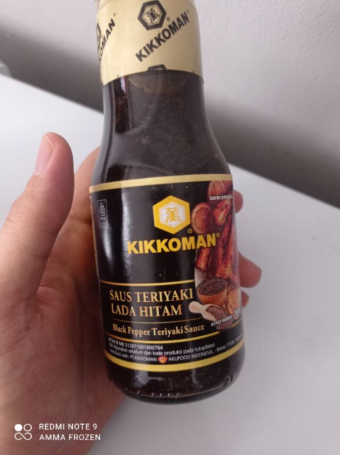 KIKKOMAN Saus Teriyaki Lada Hitam 300g