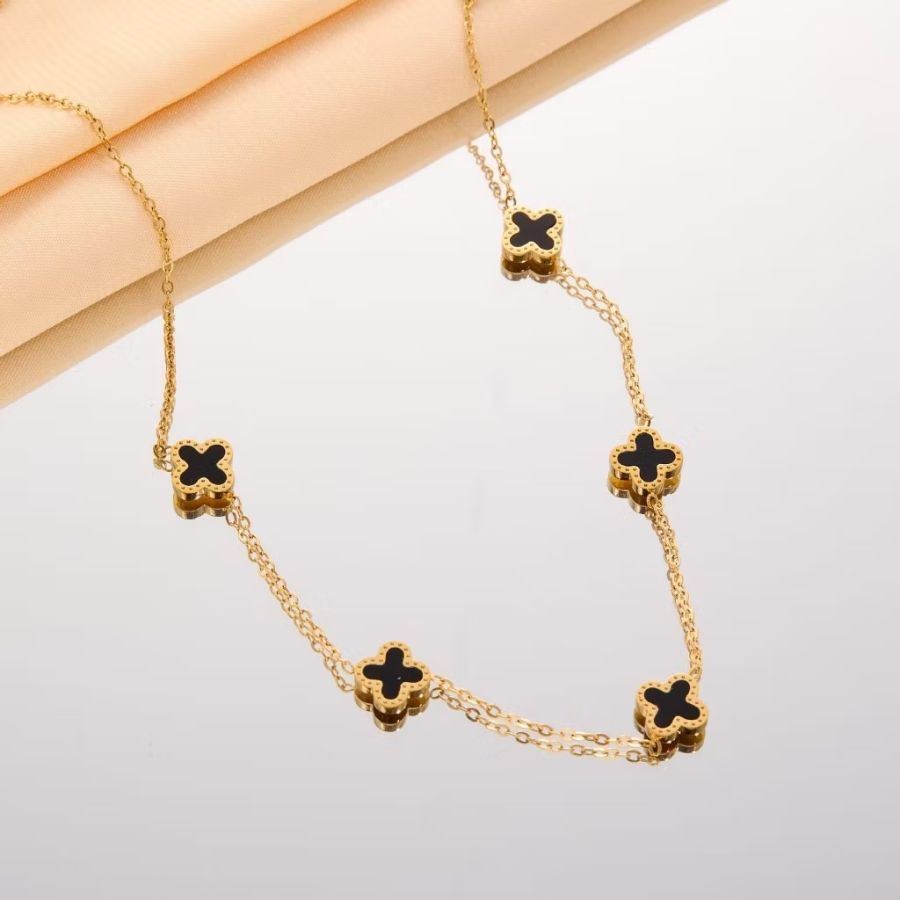 Kalung titanium 5 clover