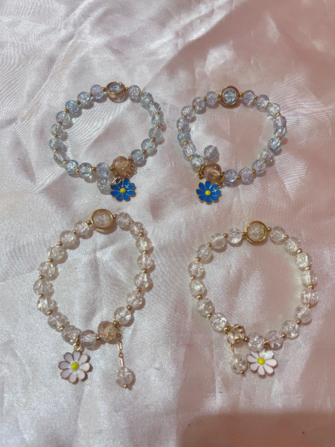 Gelang manik
