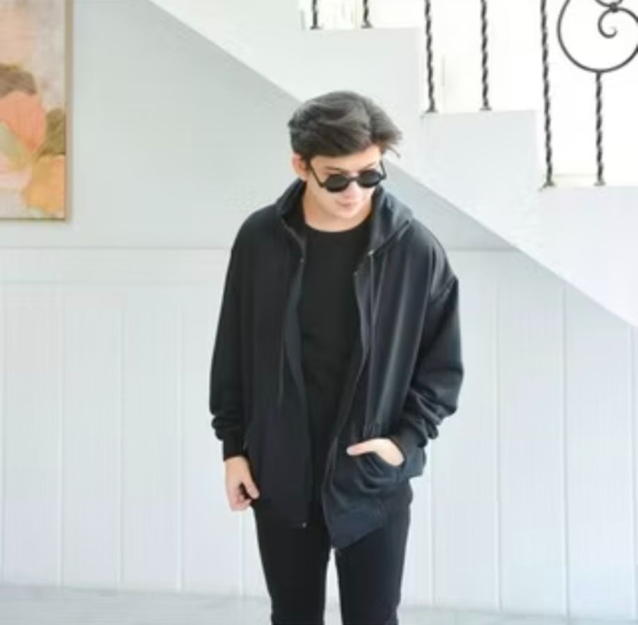 Jeket hodie